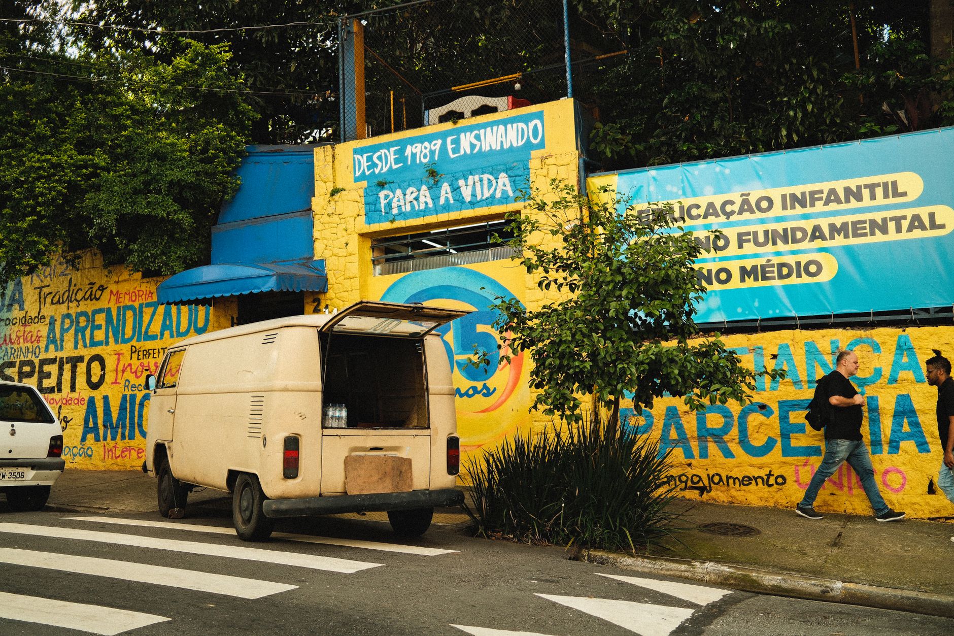 How Brazil Education teams use Zoho CRM + RCS for Reactivation in 2026