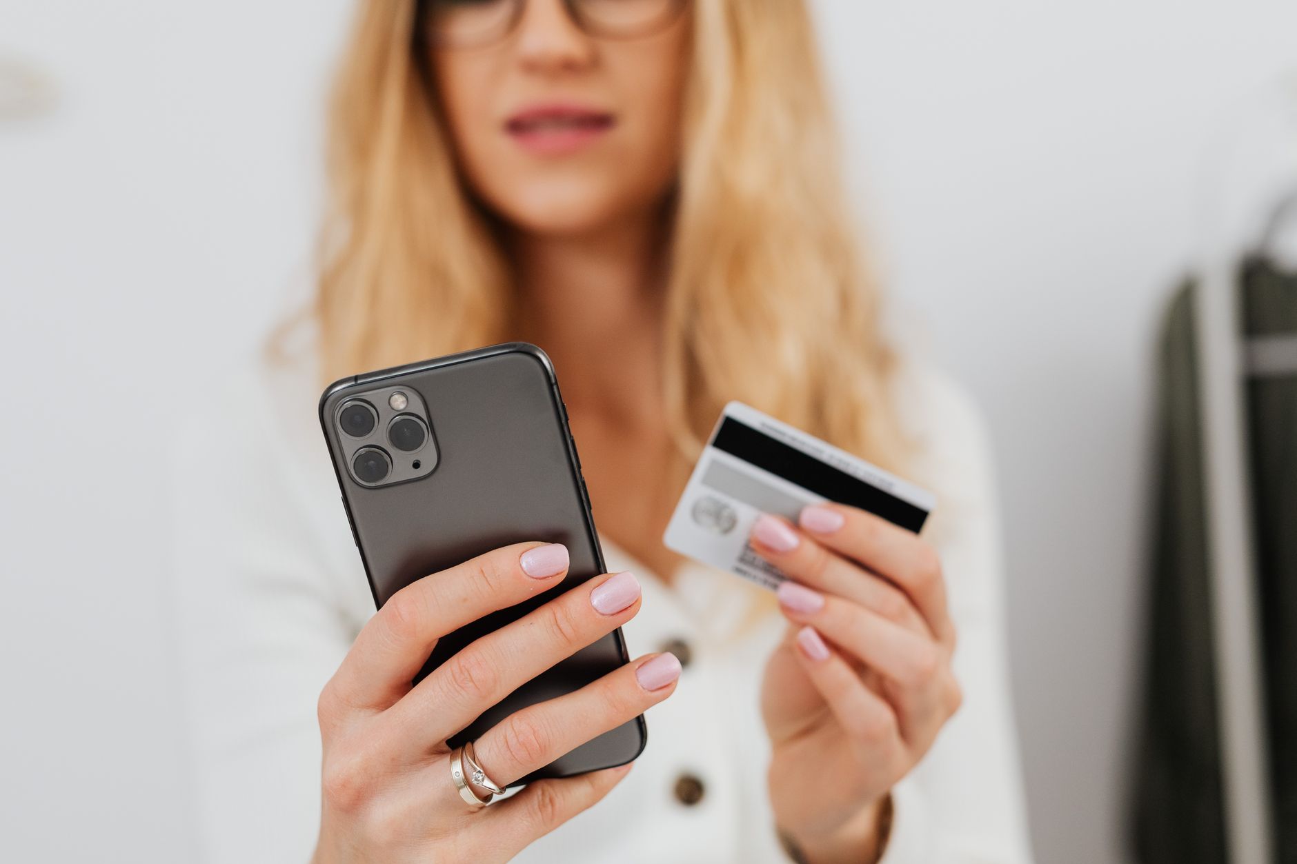 SMS Throughput and Carrier Limits: Scaling High-Volume Campaigns